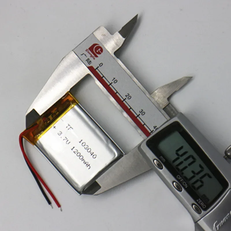 Altavoz Bluetooth audio Un producto Núcleo de batería de polímero de litio de 3,7 V 103040   correo de gran capacidad de 1200 Ma