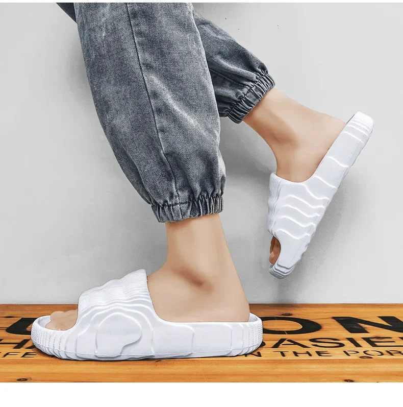 Zapatillas de interior y exterior para hombre y mujer, zapatos de plataforma de verano, suaves, antideslizantes, de EVA, para parejas, para baño, playa, sandalias de ocio