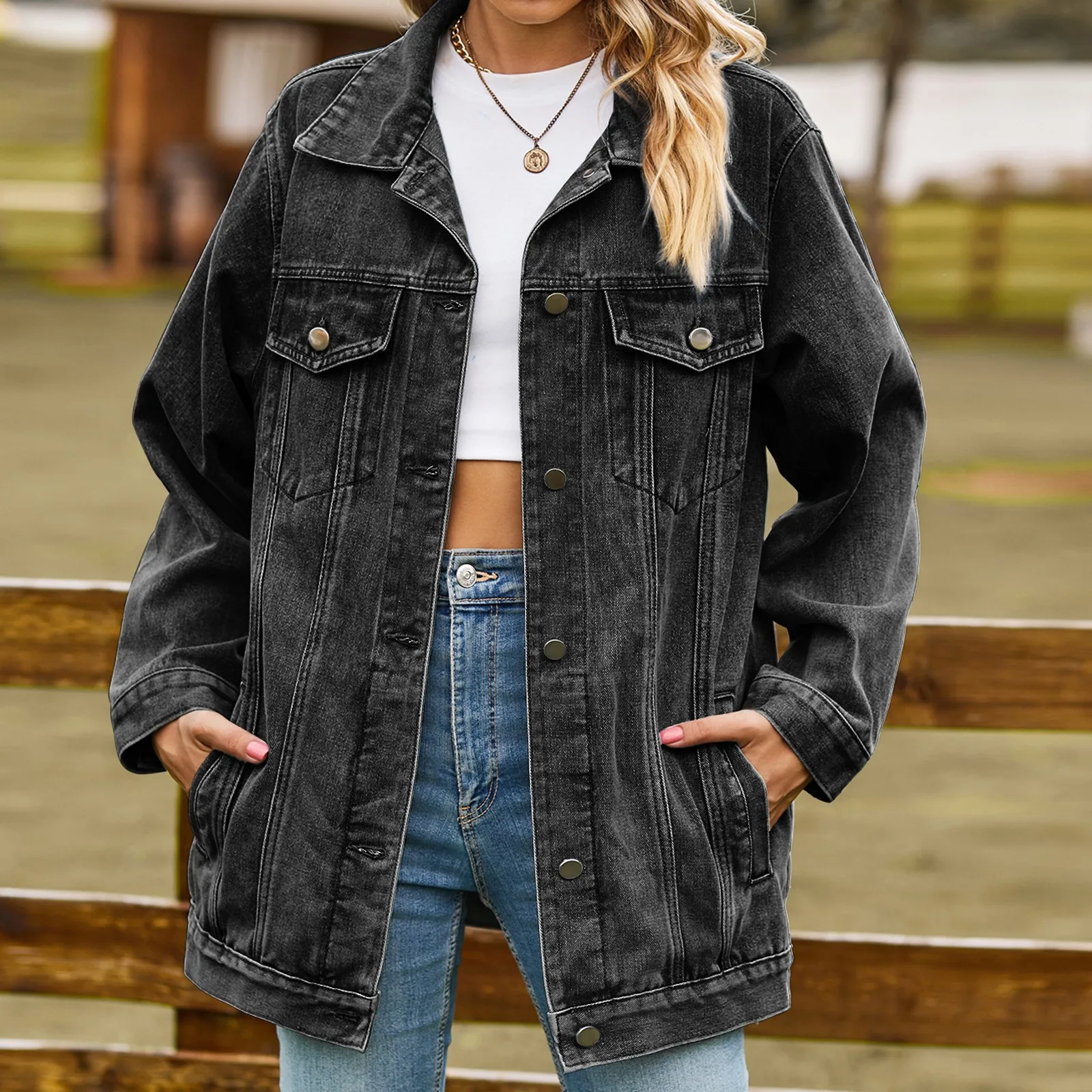

Women Denim Jacket Vintage Style Casual Wear Loose Fit Outerwear Trendy Street Fashion Classic Long Sleeve Comfortable Essential