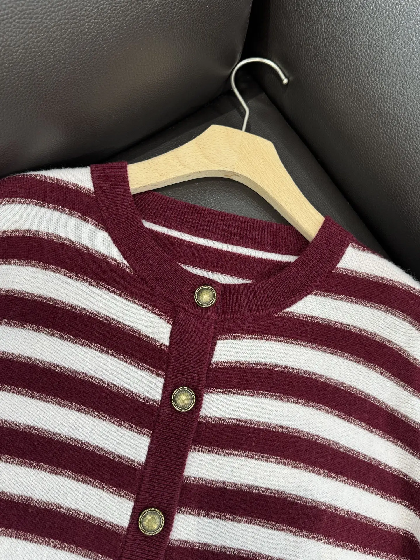 

New Early Autumn Striped Cardigan 70% Wool 30% Cashmere Versatile Fashion Women