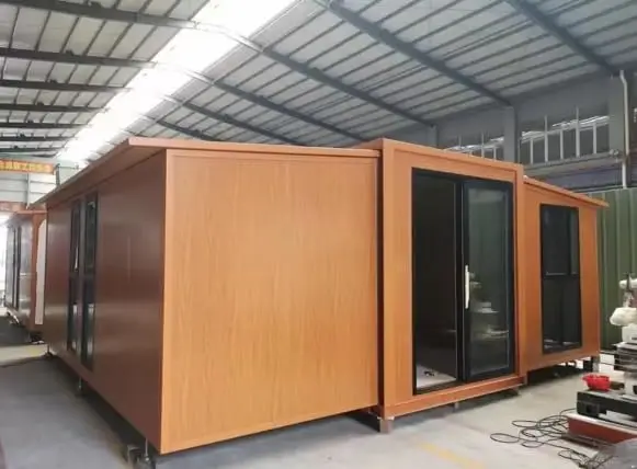 حاوية محمولة جاهزة للمنزل، 13 × 20 قدم، متنقلة قابلة للتوسيع مع نوافذ وأبواب، متعددة الأغراض للمكتب والمتجر ومنزل الحراسة