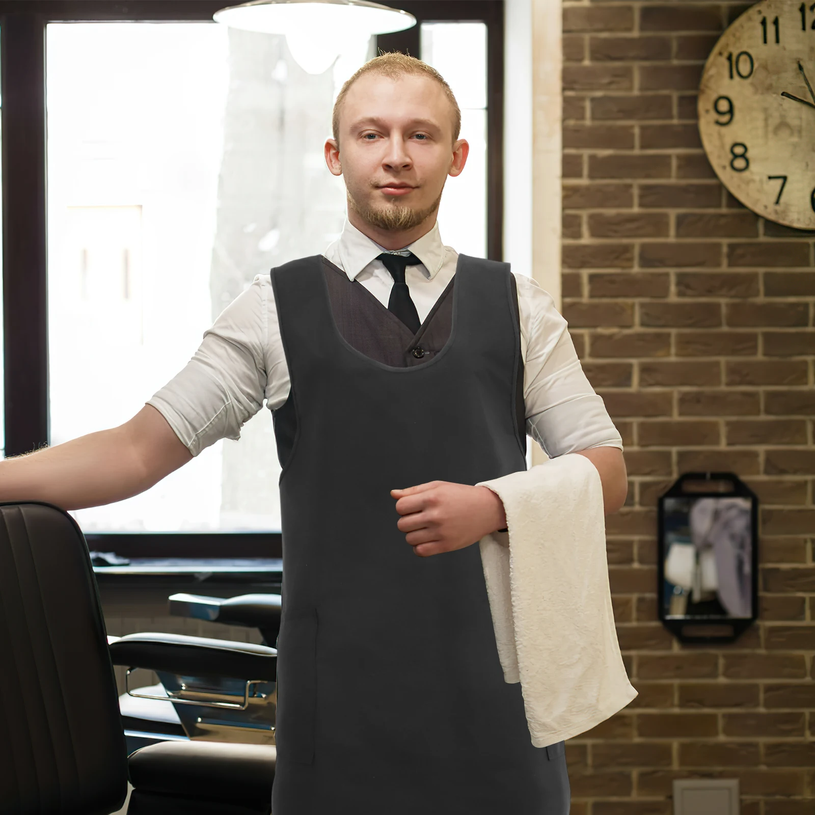 

Stylish Barber Apron For Men Women Unisex Hairdressing Smock Reusable Easy Clean Professional Stylist Apron Pocket Hotel