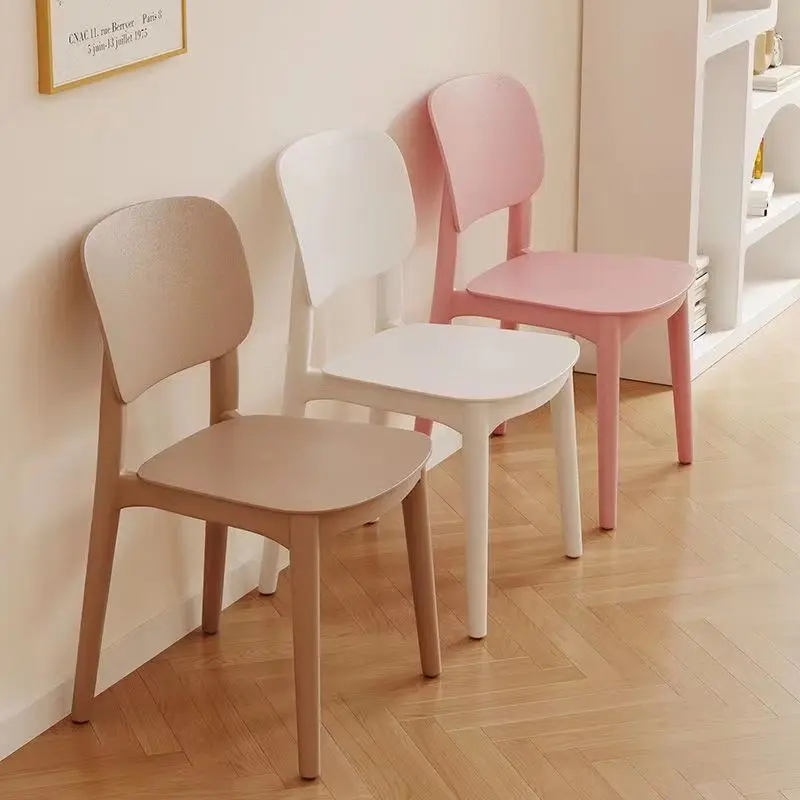 

Italian Plastic Dining Chairs Minimalist Classic Sturdy Relaxing Dining Chair Modern Comfortable Silla Para Comedor Furniture