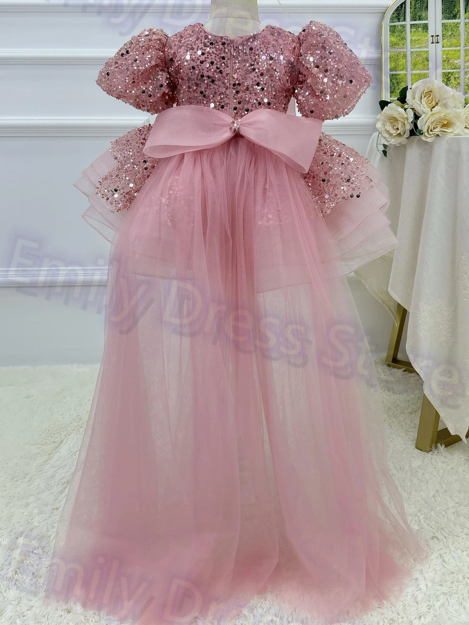 Abito da ragazza di fiore rosa personalizzato per paillettes da sposa gonfio brillante con fiocco Abiti da prima comunione per feste di compleanno per bambini