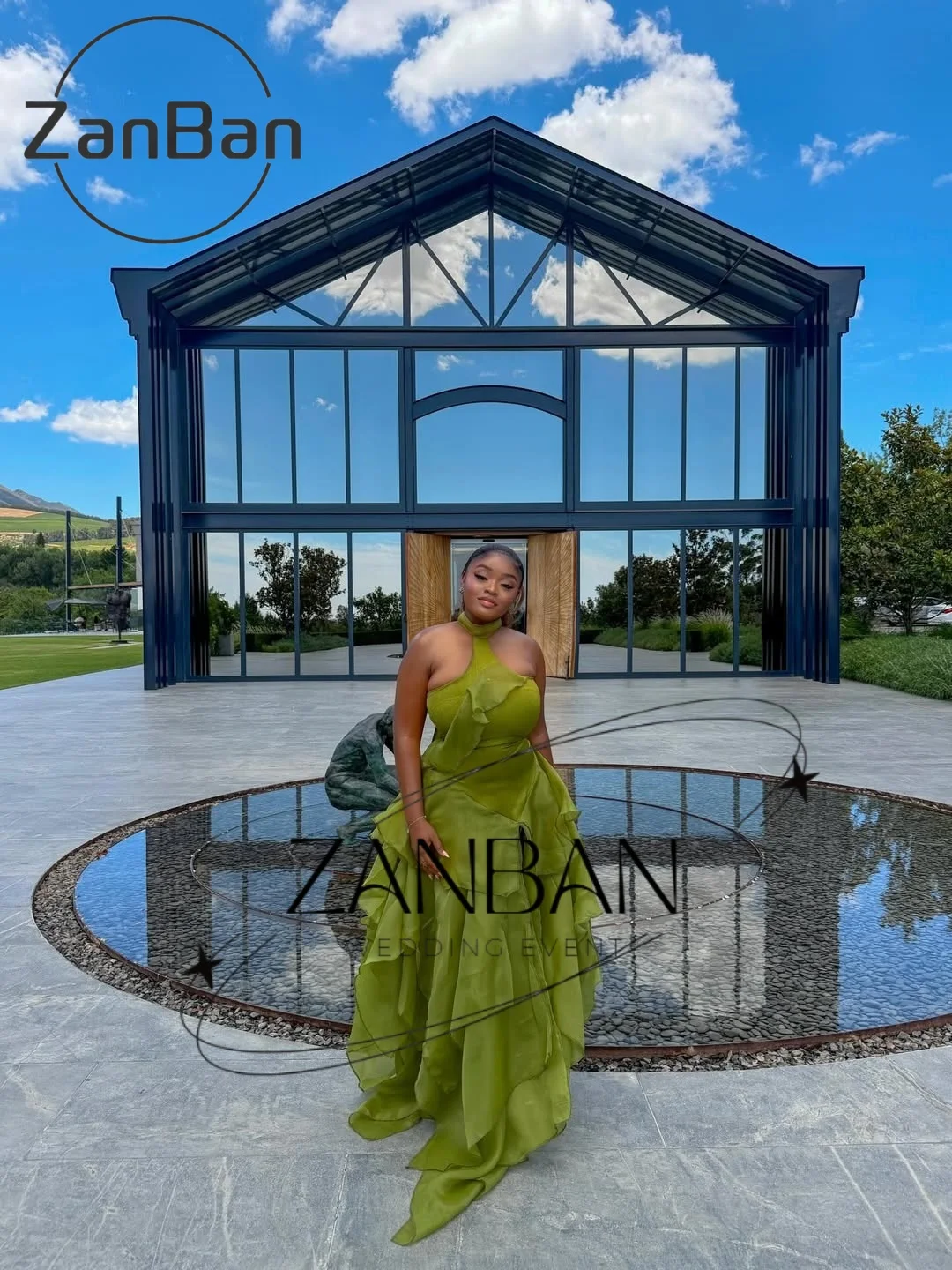 ZanBan Modern 2026 Green Halter A-Line Prom Dress Sleeveless Modest Pleat Tiered Evening Gowns Customized فساتين سهر
