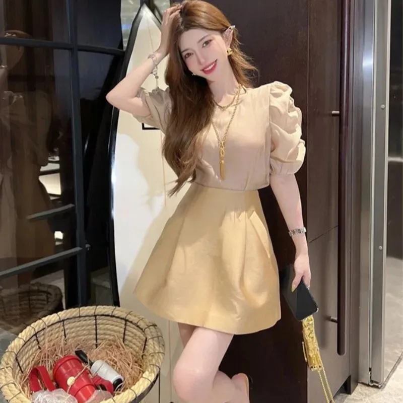 Skirt Women\'s Two Piece Set Short Sleeve Suits Kawaii Cheap Clothing Korean Style Offers Formal Event Vintage Female Outfits