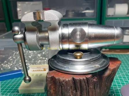 Self-processing and production of high-quality professional  2-inch high-quality multi-functional small bench vise