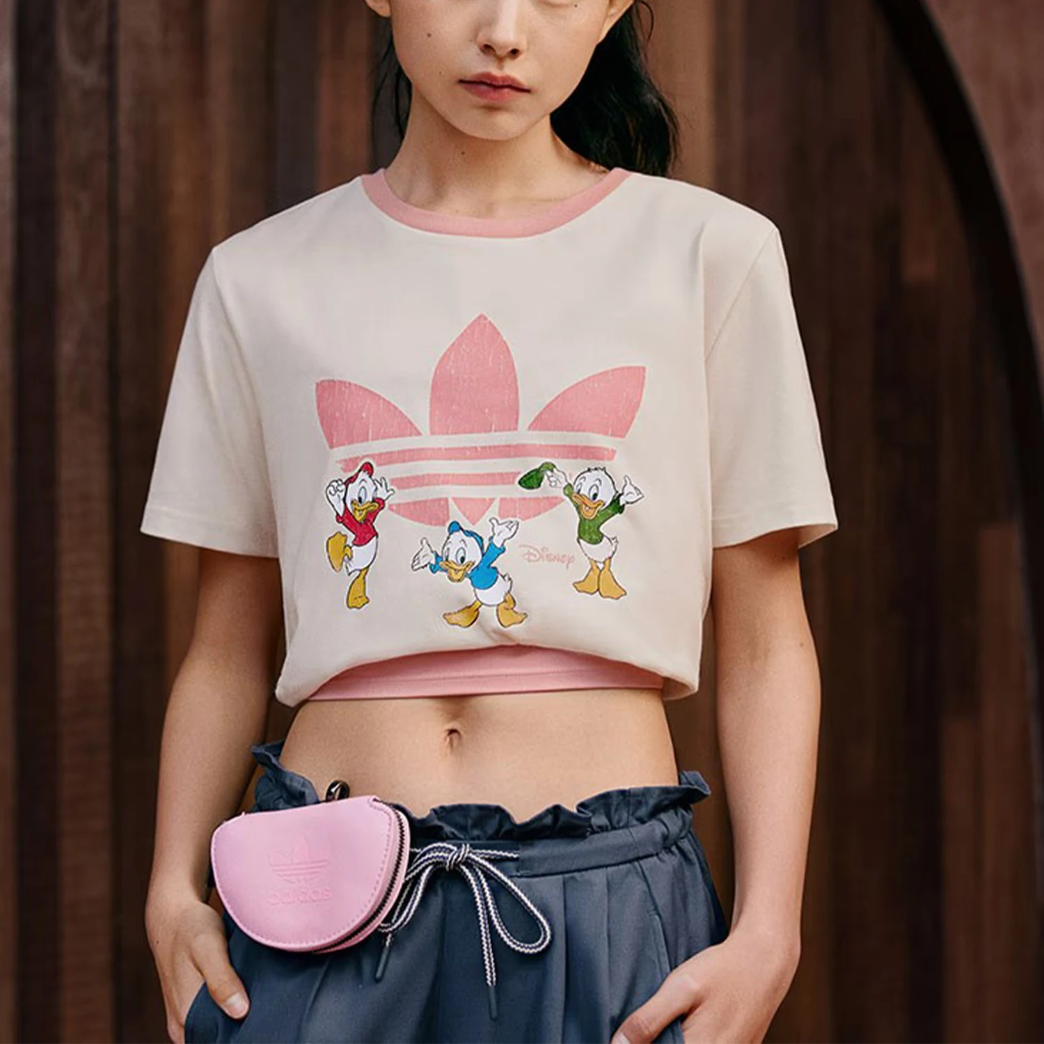 

Adidas Official Genuine Three Stripes Women's Sports Durable Loose Short Sleeve JP1428