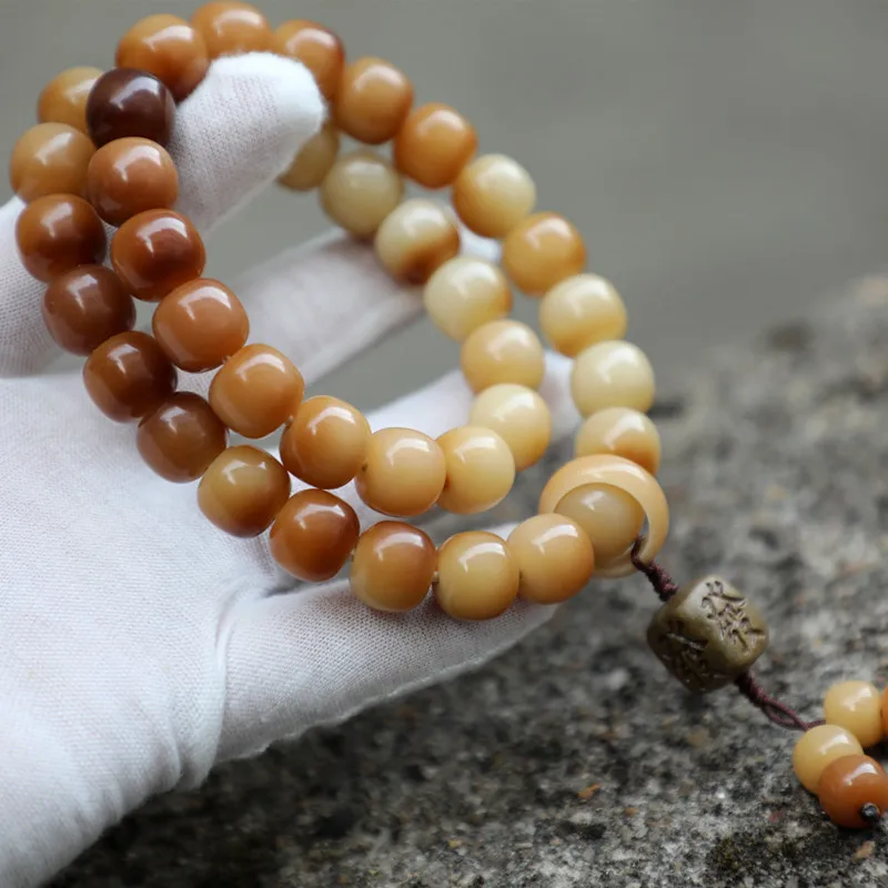 13Mm-Shaped Beads, Half-Walled, With A Floral Pattern In A Candy-Colored Hue, Made From Oil-Treated Bodhi Root, Used As A