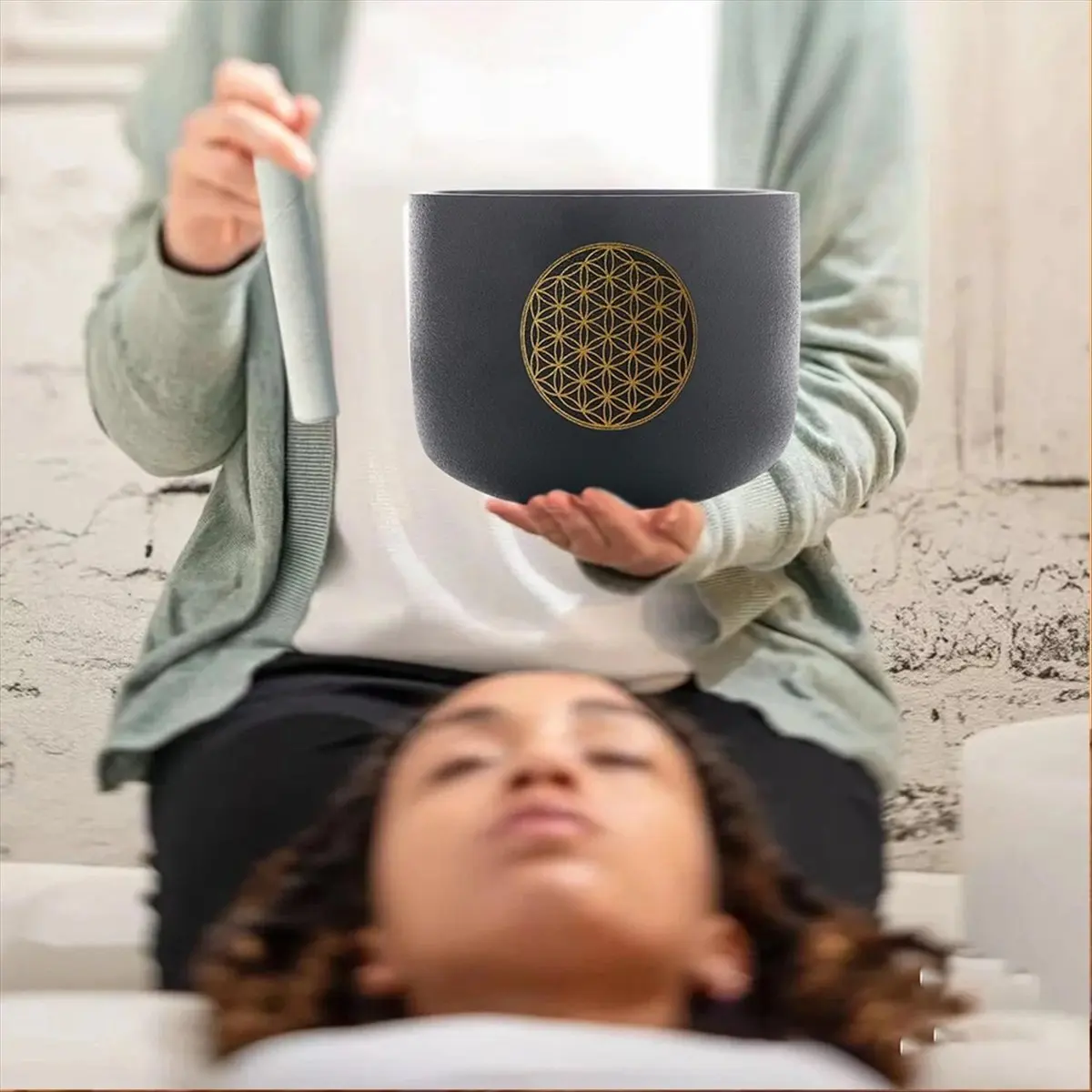A11I 7inch G Note Flower of Life Crystal Singing Bowl Frosted Quartz Throat Chakra Meditation Sound with Suede O-Ring