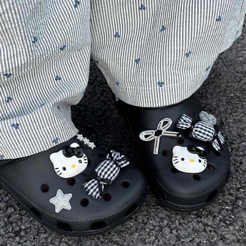 New JIBBITZ  Hello kitty Shoe Charms Set Cute Cartoon DIY Accessories for Women Removable Accessories Shoe Flower Xmas Gifts