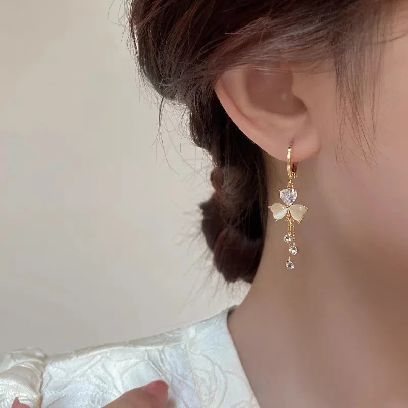 Temperament Clover Crystal Opal Flower Drop Dangle Earring for Women Charm Gold Color Long Tassel Stud Bride Jewelry Accessories
