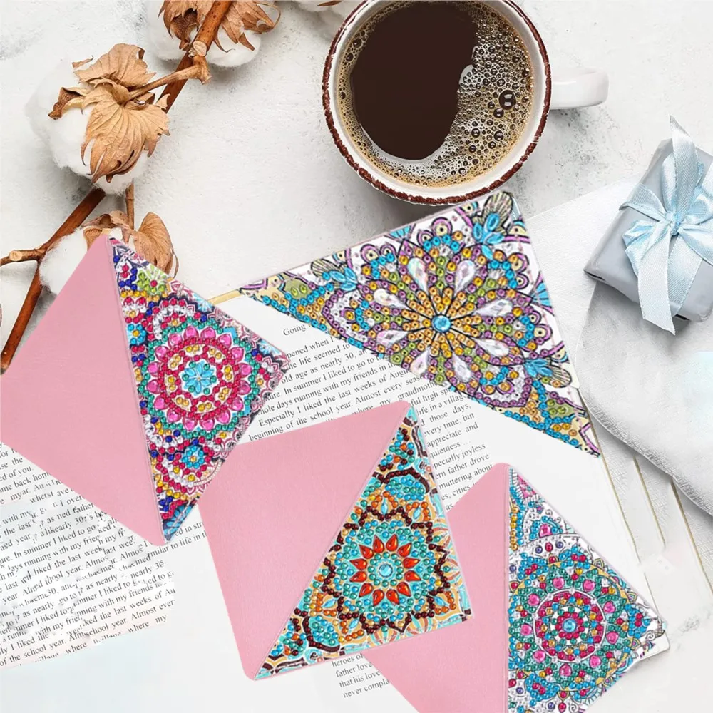 

4pc/Set DIY Mandala Diamond Painting Bookmarks PU Leather Crystal Rhinestones Diamond Art Bookmarks for Beginners Bookmarks Kits