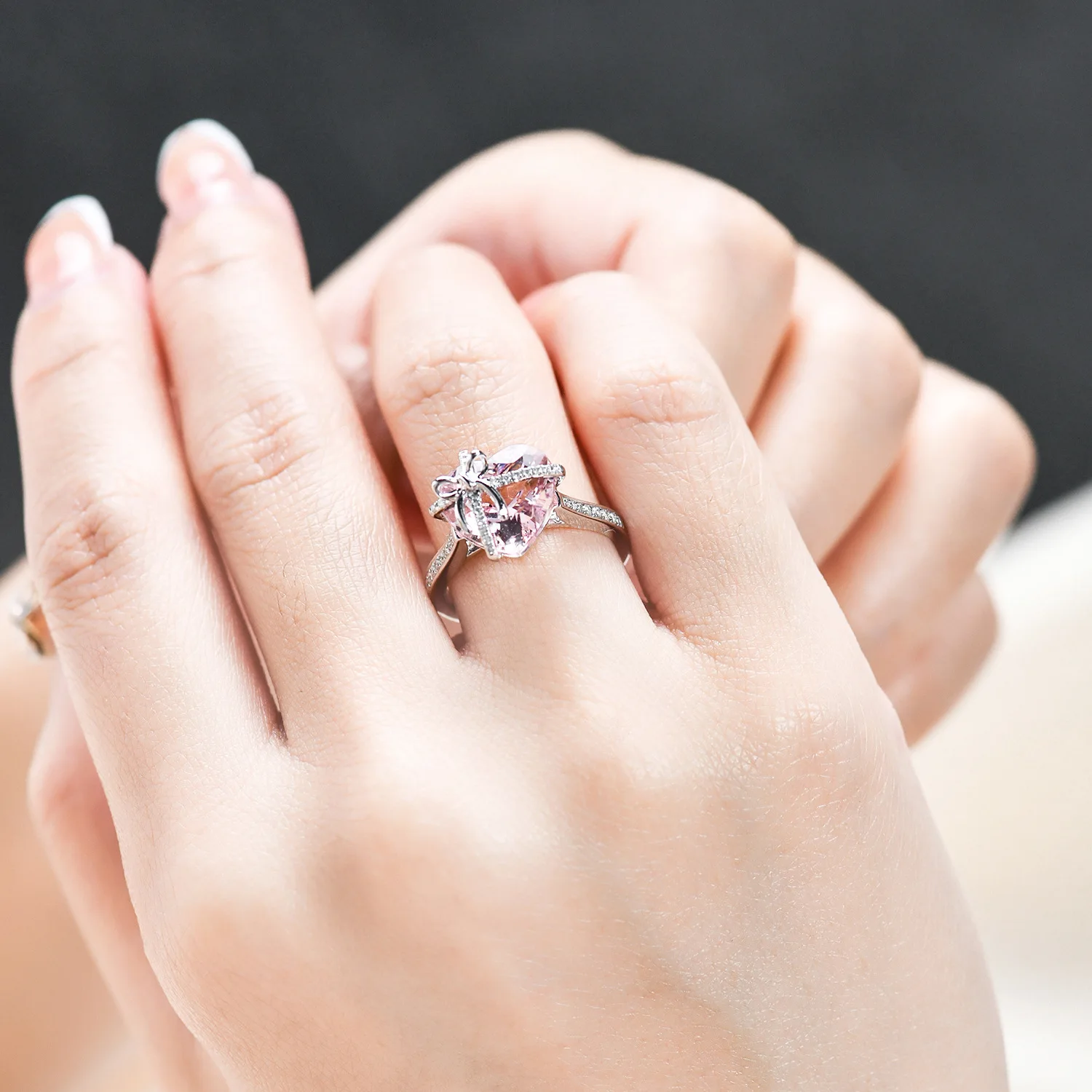 925 Sterling Silber Glänzender Pulverherz-Ring mit Hochkarätigen Diamanten, Süßes Geschenkdesign für Damen, Schmuck – Detail 6