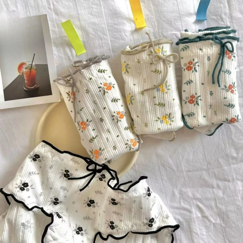 

Нижнее белье из чистого хлопка, женские свежие маленькие цветочные сладкие края грибка, хлопковые брюки с антибактериальной нижней частью для девочек, вентилируемый комфорт