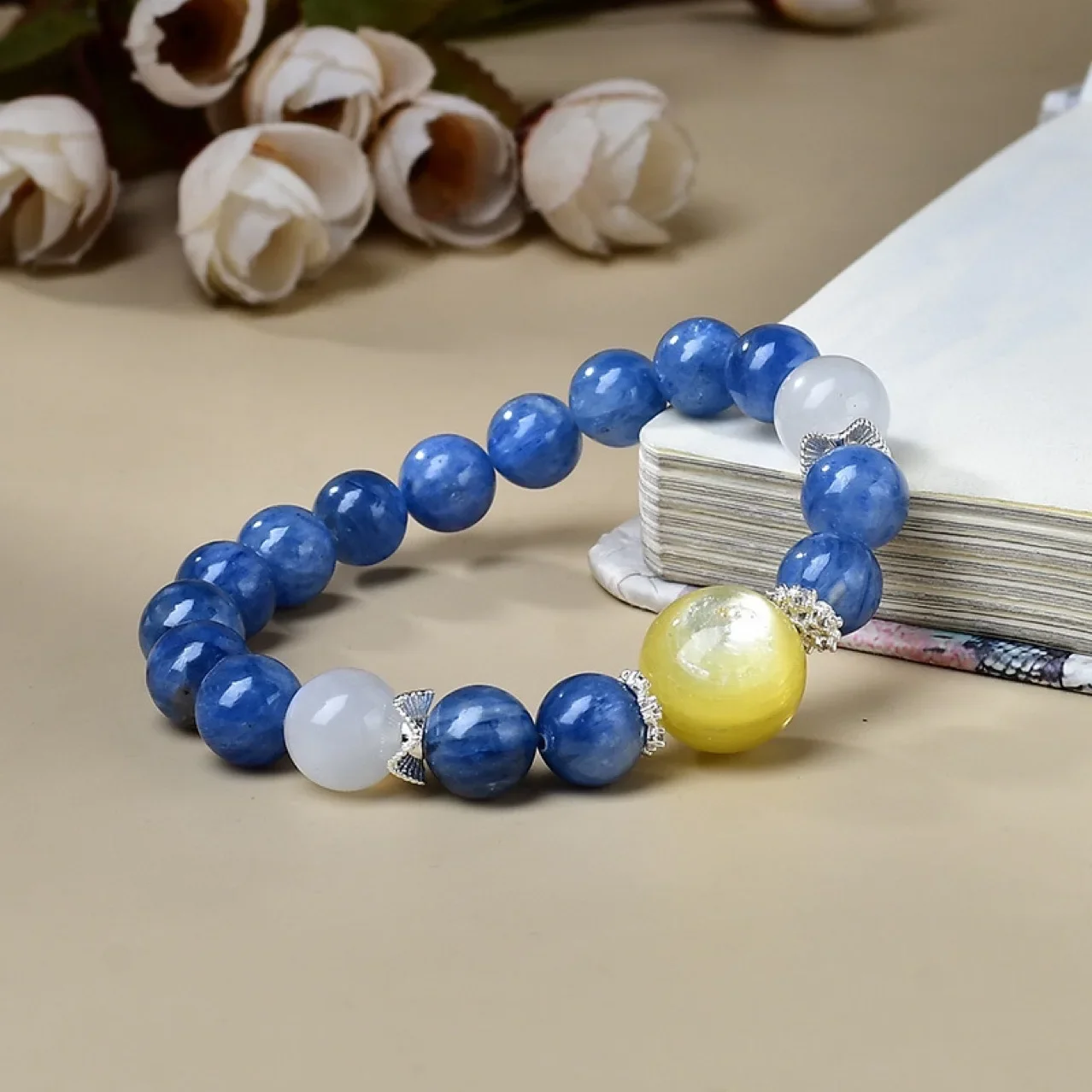 

Kyanite Gold Lithium Mica Bracelet Women's Light Luxury Fashion Lucky Bracelet, Gift