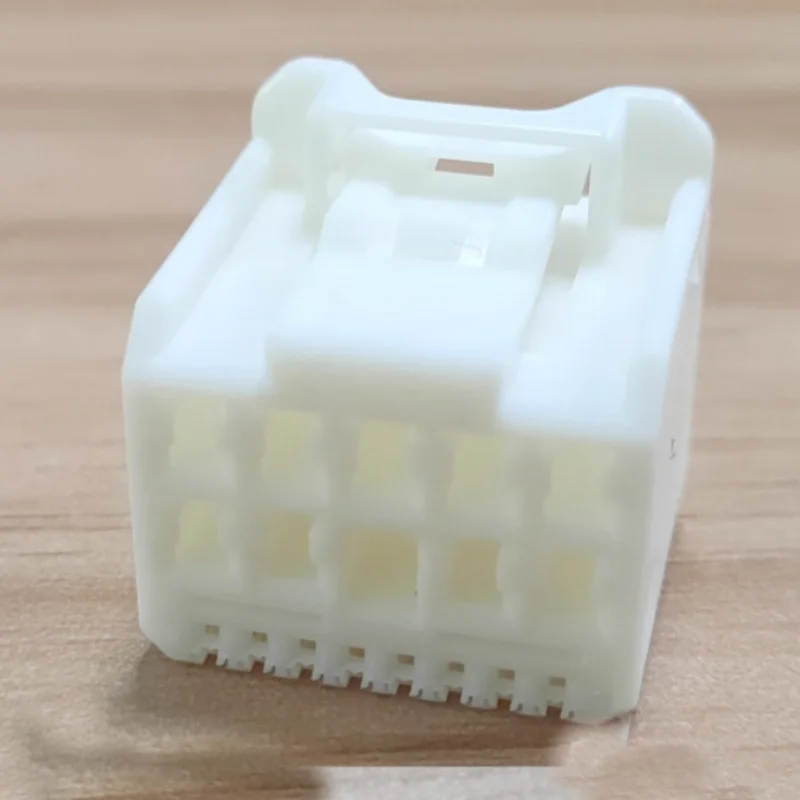 

20PCS Original Genuine Connector 6098-3933 For Car Smart Electronic Devices