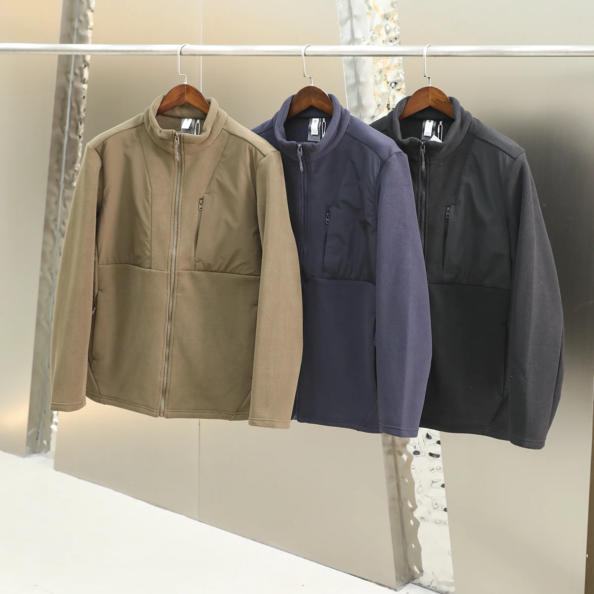 

Мужская двусторонняя флисовая куртка для активного отдыха с воротником-стойкой, спортивная одежда, сохраняющая тепло, новая зимняя модель из полиэфирного волокна, с длинными рукавами