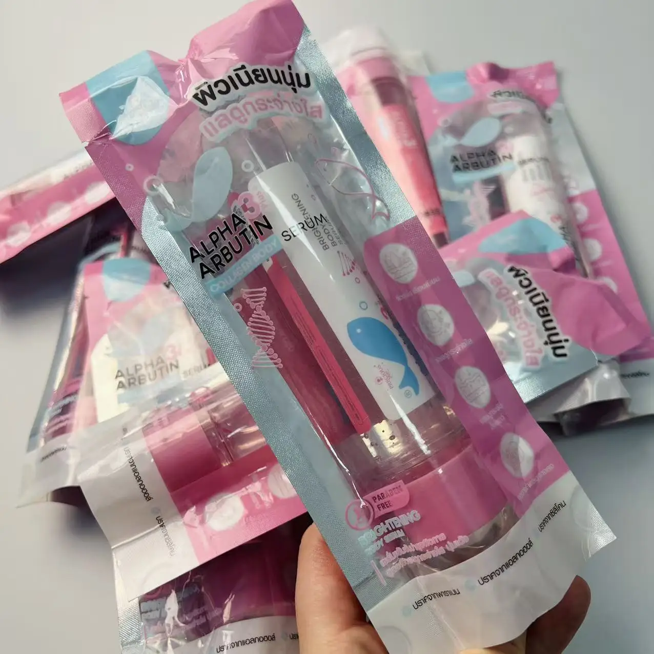 التايلاندية تبييض على غسول الجسم واحد ألفا الكولاجين المتحلل العناية بالبشرة مجموعة العناية بالجسم استخدام الصباح والليلا السلس والرقيق