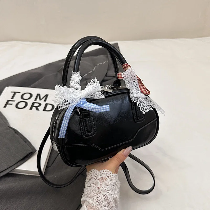 

2025 luxury brand designer women's bowling classic handbag, high-quality single shoulder handbag, women's crossbody bag