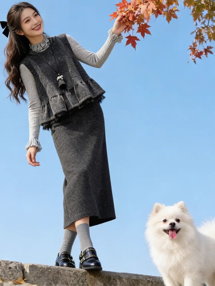 Gilet da donna con finiture in pizzo retrò Autunno Inverno Stratificazione Base di classe irt Gonna dimagrante anti-età Set di pezzi di maglietta Faionable