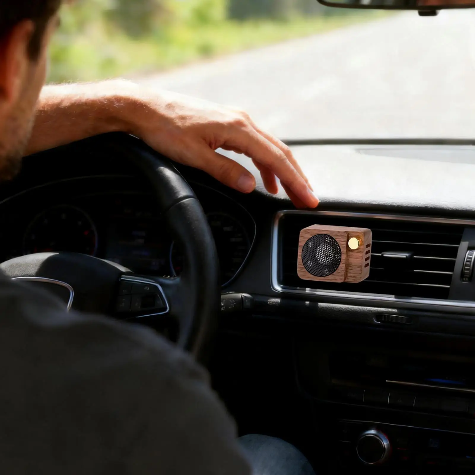 

Автомобильный освежитель воздуха, духи, ароматерапия, украшение, розетка, деревянный динамик, вентилятор, креативный автомобильный парфюм для салона автомобиля