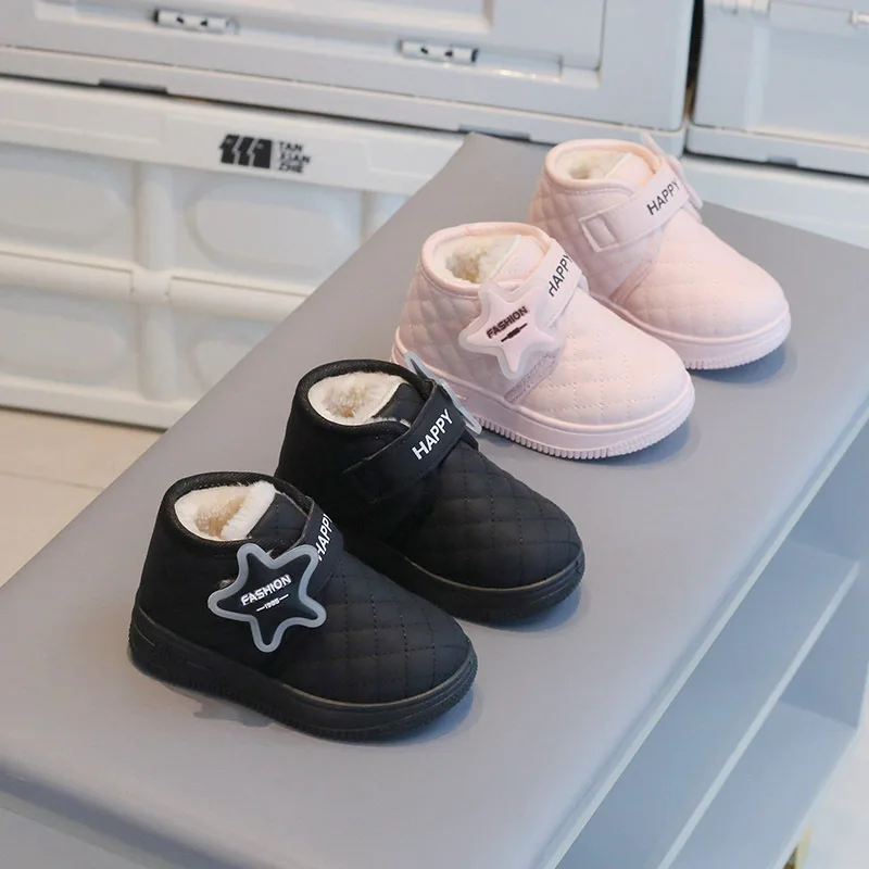 

Childrens Winter New Snow Boots Boys Solid Color Fleece Thickened Cotton Boots Girls Comfortable Plaid Leather Kids Cotton Shoes