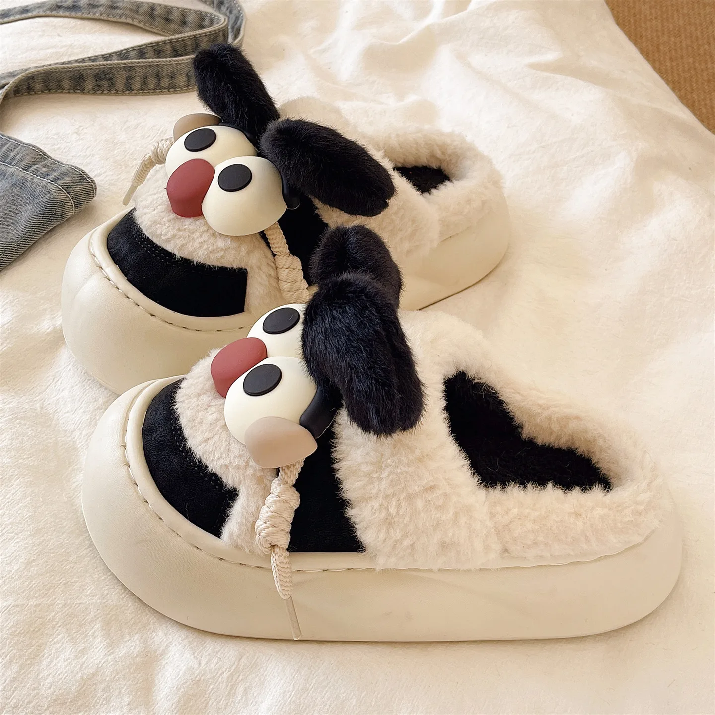 

2025 new winter ladies indoor non-slip fluffy slide bedroom cartoon big eyes plush slippers womans casual warm cotton shoes