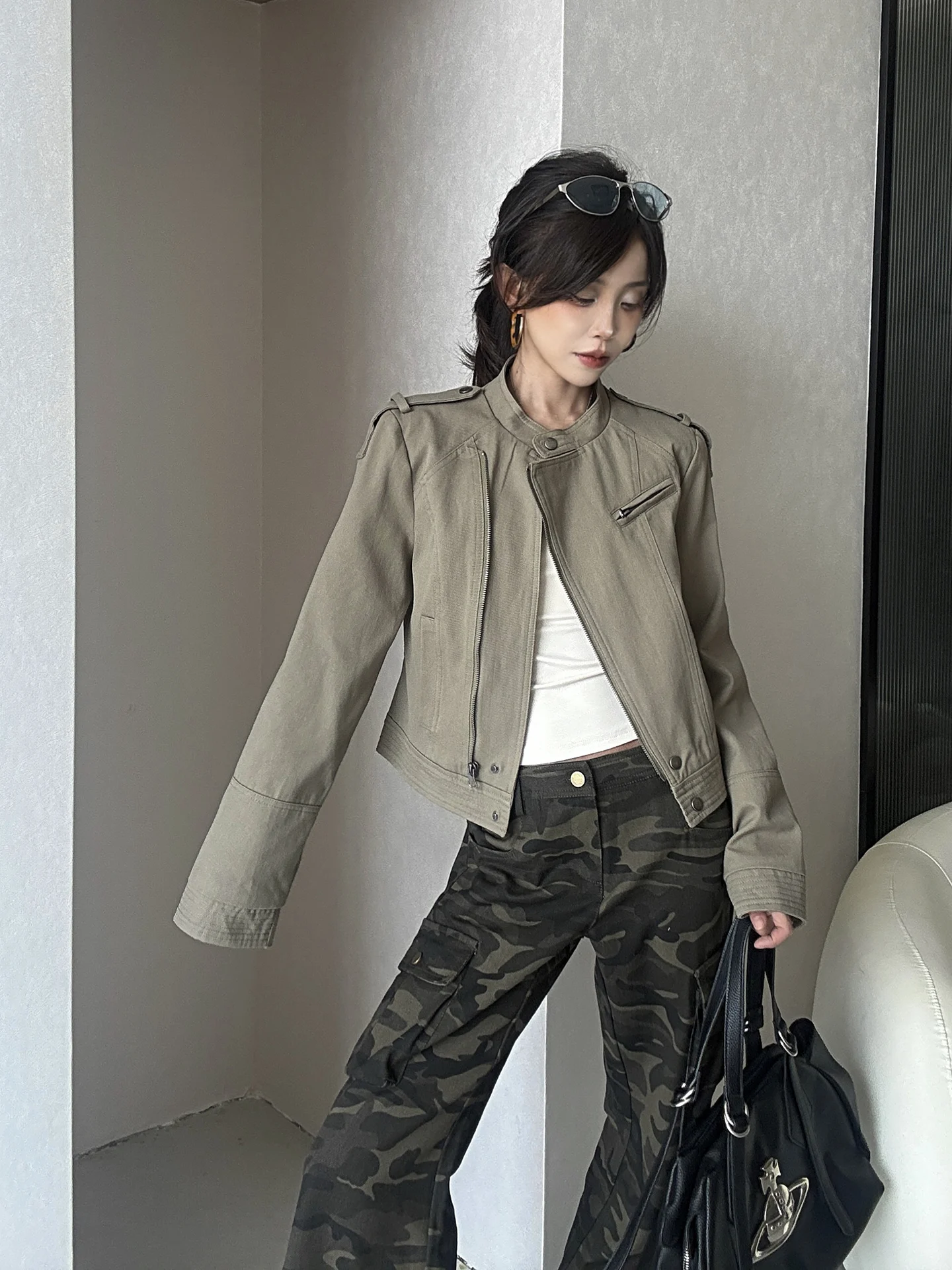 MianCun American Retro Washed Short Jacket Women Casual Versatile Flight Stand Collar Zipper Closure Cotton Long Sleeve Top