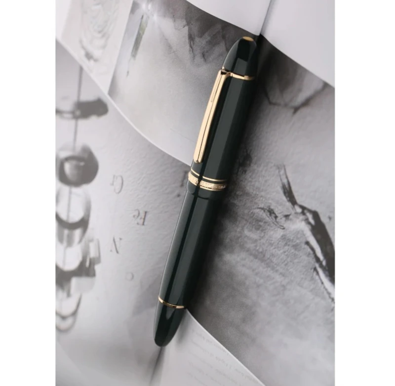 

Luxury Gift Pen MAJOHN P141 Oversized Piston Fountain Pen NO.8 Fine Nib Ink Window Large Resin Body Gold Silver Trim
