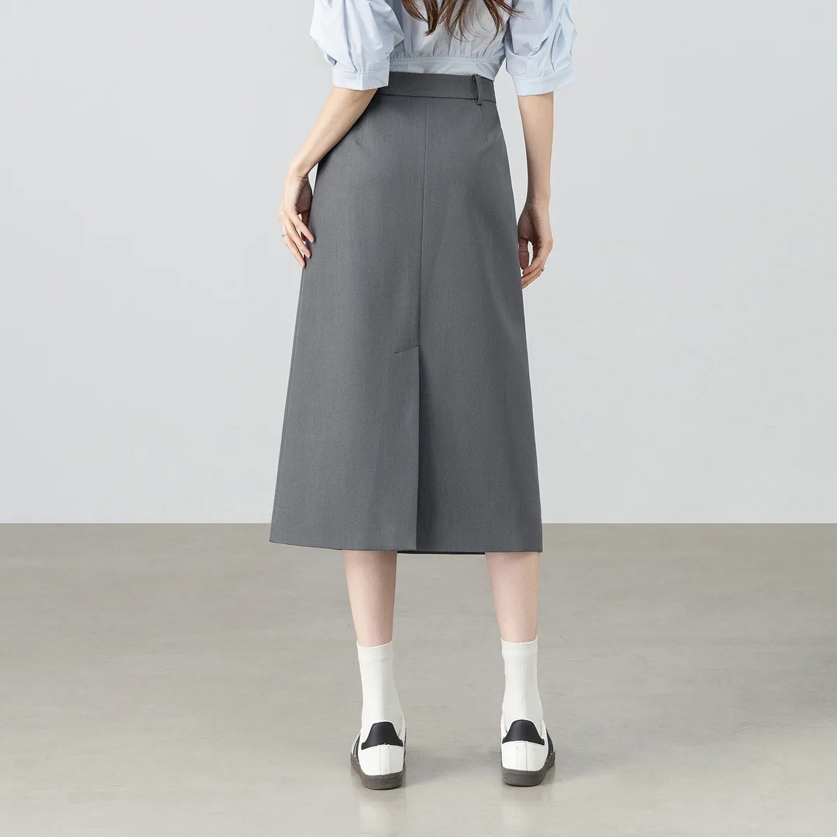 SENTUBILA Women's Commuter Office Lady Skirt Slimming Midi Straight Skirts 2026 Summer Elegant Outerwear Female 162QF6659
