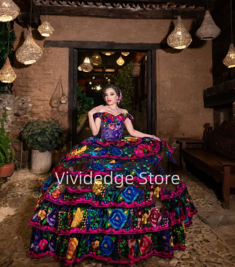 Aangepaste kleur paars prinses strapless korset Mexicaanse galajurken bloemenborduurwerk vestidos 15 jaar quinceañera