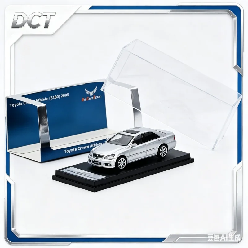

DCT 1:64 Toyota Crown 12th Generation Black Car Simulation Static Display Piece Alloy Car Model Adult Collection Item.