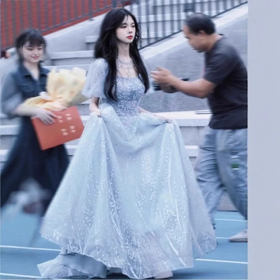 Abito da sera in garza blu 2024 Nuovo senso avanzato Giorno di laurea Cerimonia per adulti Esame d'arte Host Abbigliamento da donna