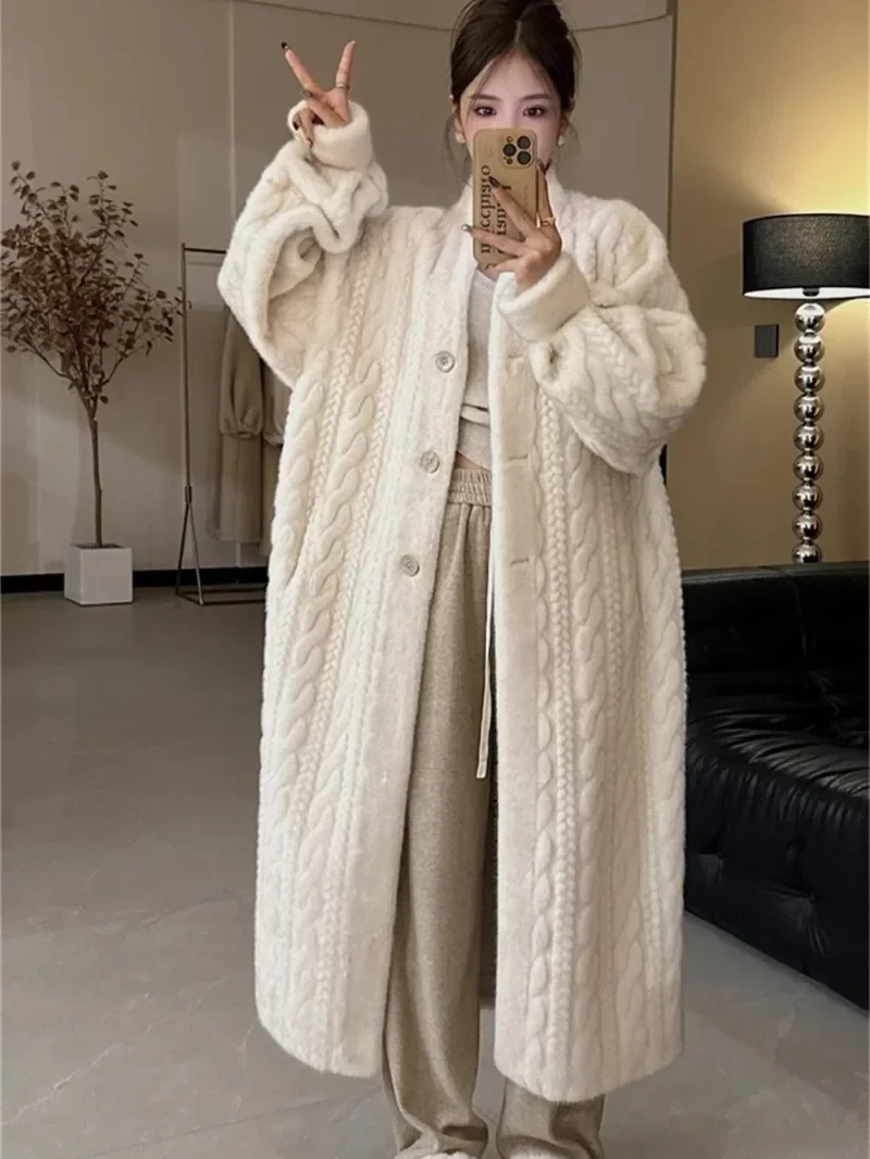 2024 new daughter lazy wind long cardigan mink coat women winter thickened twist mink women