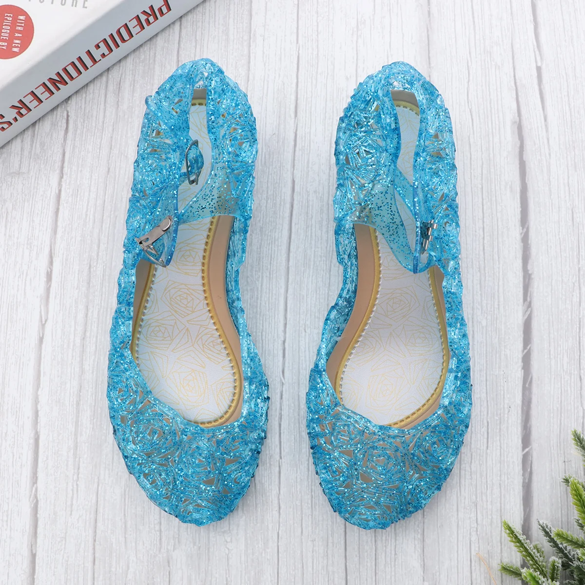 

1Pair Girls Sandal Creative Durable Comfortable PVC Material Princess Design for Parties Festivals Daily Wear Sky-Blue Size 36