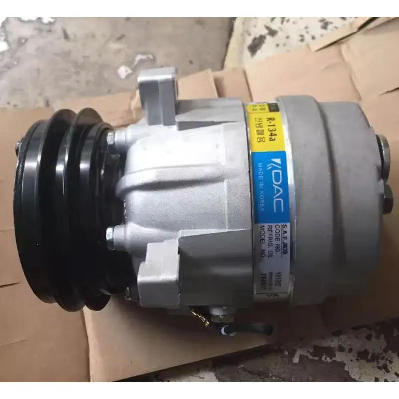 

AC Compresor For excavator Doosan 55dx caterpillar HYUNDAI ROBEX LC-3 12V