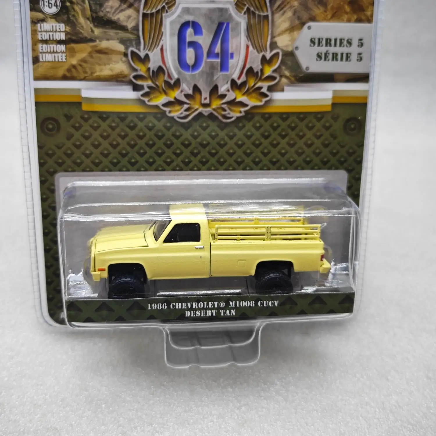 

Ying 64 Series 5-1986 Chevrolet M1008 CUCV Коллекционная модель игрушечного автомобиля с песком пустыни