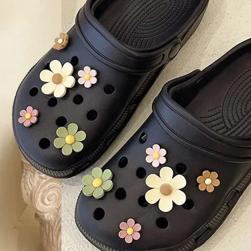 Daisy Sunflower Shoe Buckle Charms - Girlish Ready-to-Wear Hole Shoe Accessories Best Selling Combination Suit Shoe Decorations
