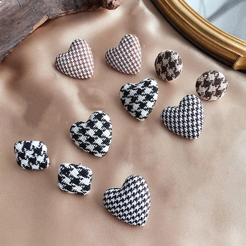 Luxury Houndstooth Woven Earrings Trendy 2023 Winter Vintage Cloth Geometric Ear Studs Fashion Jewelry Women New Year Gift