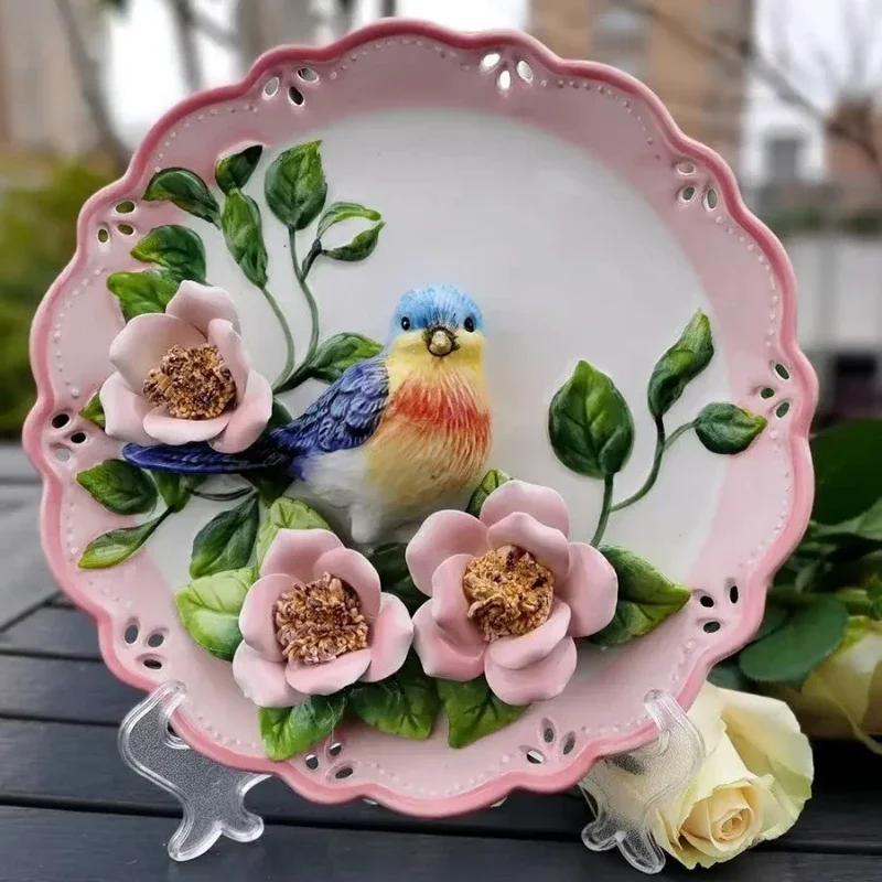 

3D Red Rose Bird Decorative Wall Plate Porcelain Craft Plate Room Decor Figurine Home Decoration Accessories Bird-Themed Wall