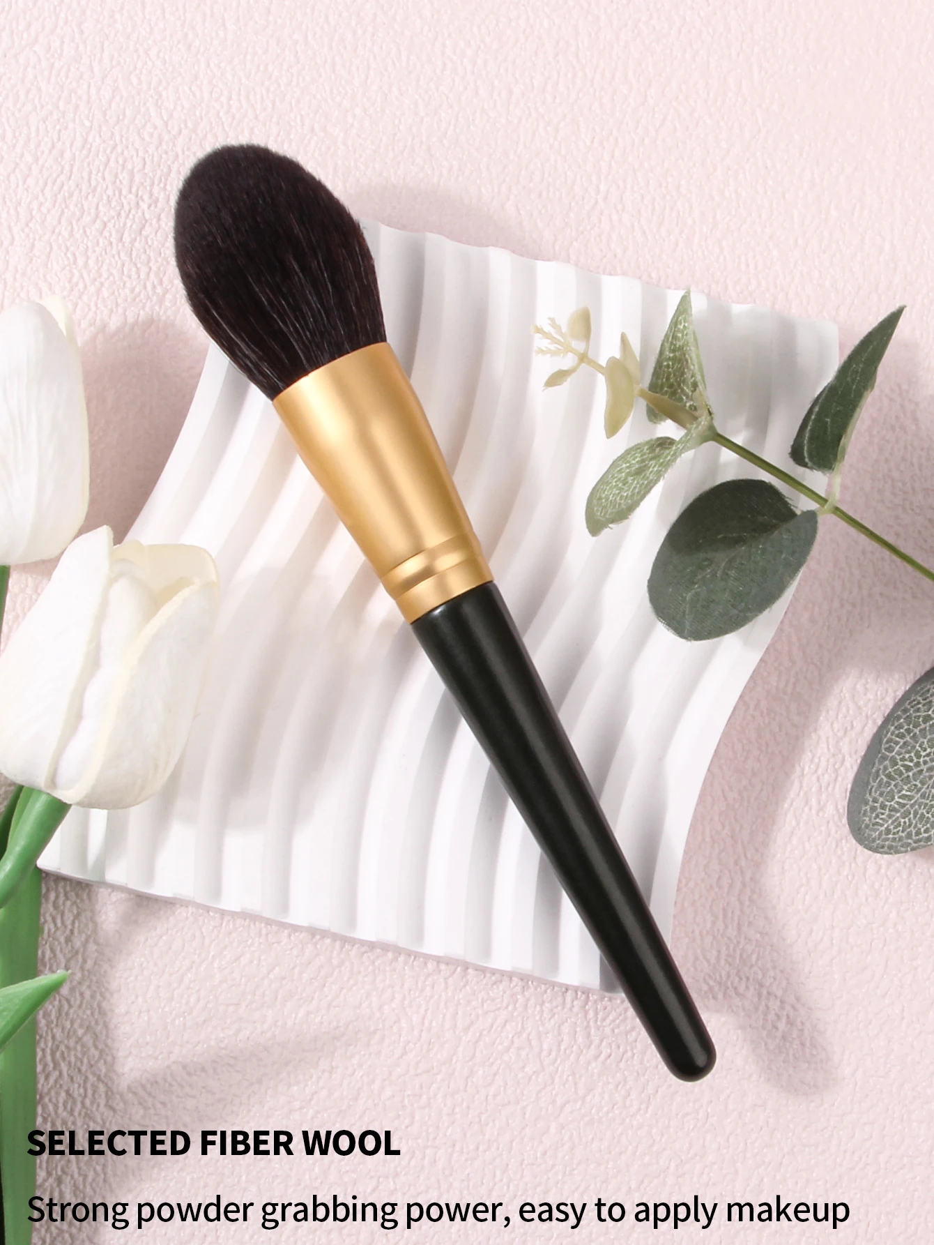 Blush Makeup Brush, Multipurpose Face Cosmetic Brush for Blush, Powder & Highlighter, Professional Single Makeup Tool for Daily