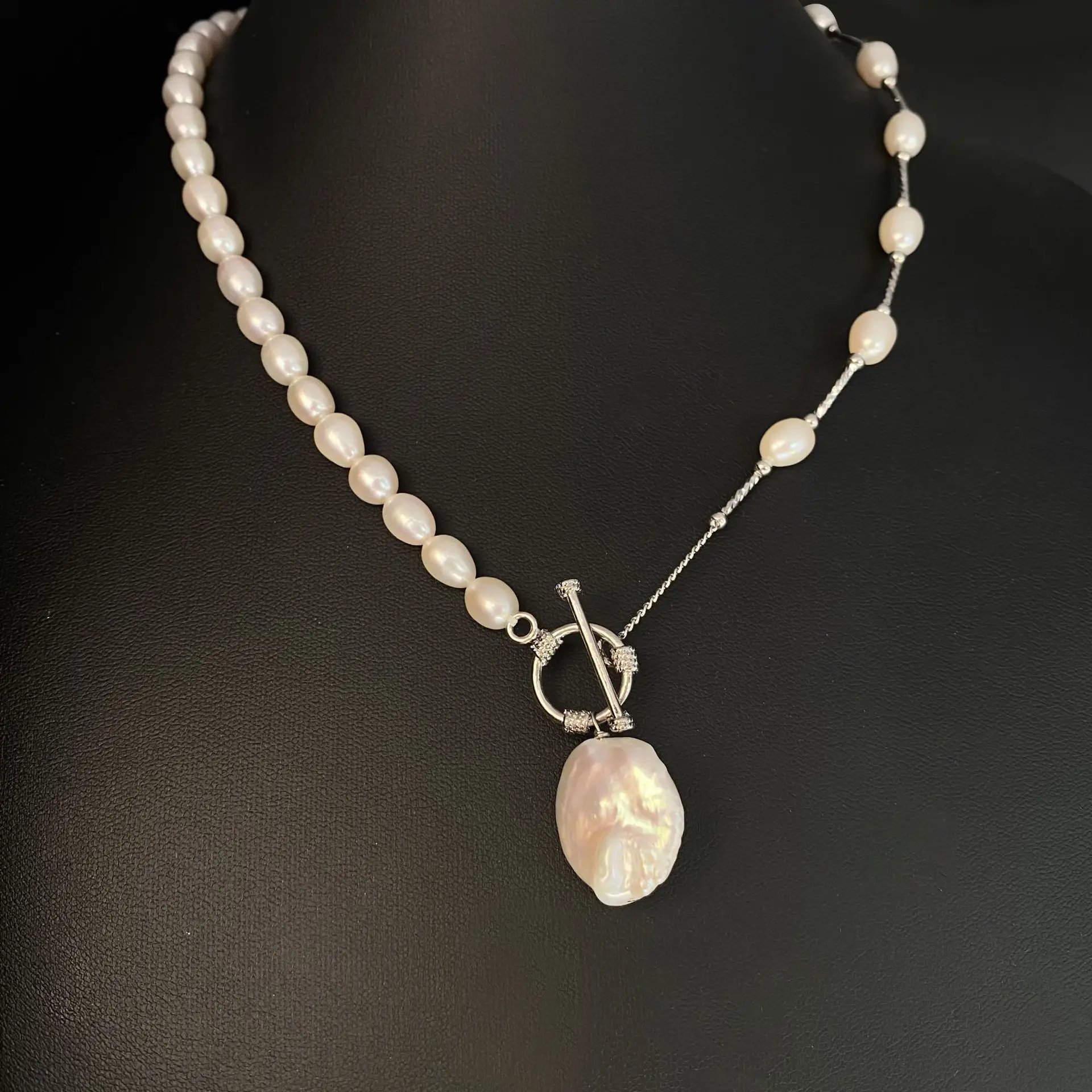 

Baroque pearl pendant OT buckle bamboo necklace personalized design simple and versatile fashion trendy celebrity