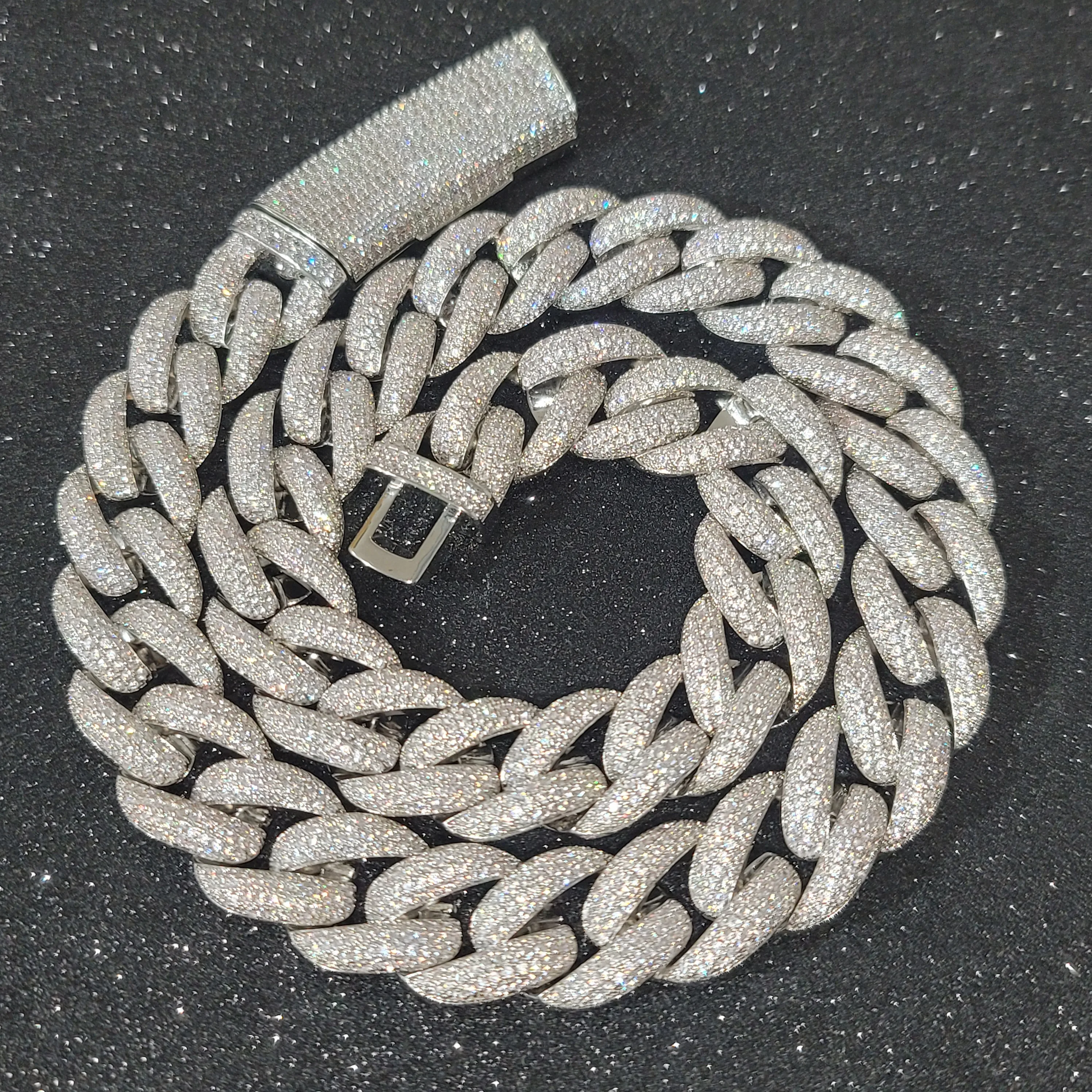 

Fashion Miami Cuban Chain Iced Out 20MM Moon Necklace Full Pave Diamonds Long Buckle Bracelet Hip Hop Jewelry Necklaces For Men