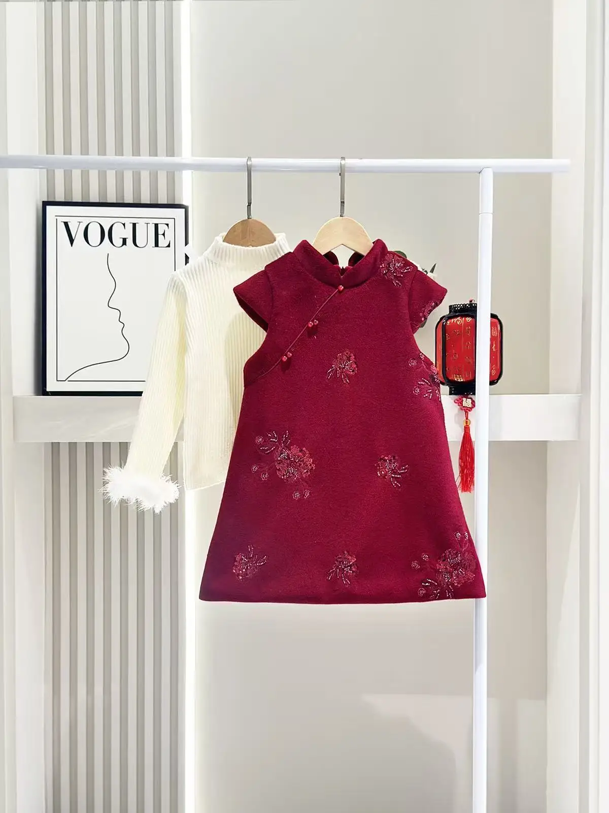 

Winter 2-7 Years Kids Cheongsam Dress With Peony Embroidery Floral Print Woolen Fabric Furry Cuffs New Year Outfit 90-140cm