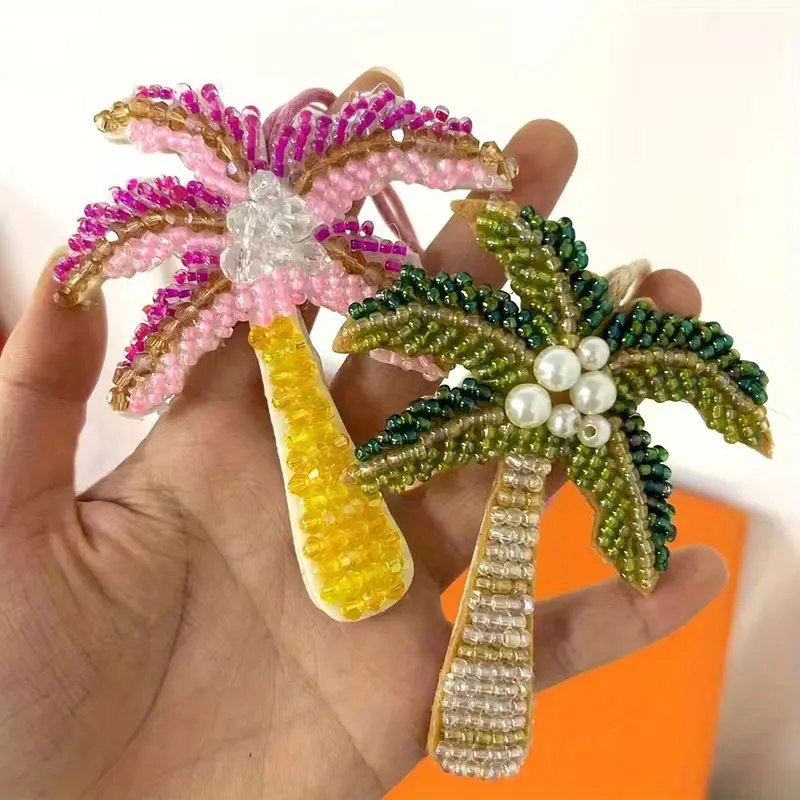 [Bohemian Beach Party Gift] 1 Handmade Beaded Palm Tree Keychain - Tropical Style Green, Pink, and Yellow Luggage Design - Bohemian Beach Party Gift, Unisex Durable Beaded Jewelry - Travel Essential, Palm Tree Pendant