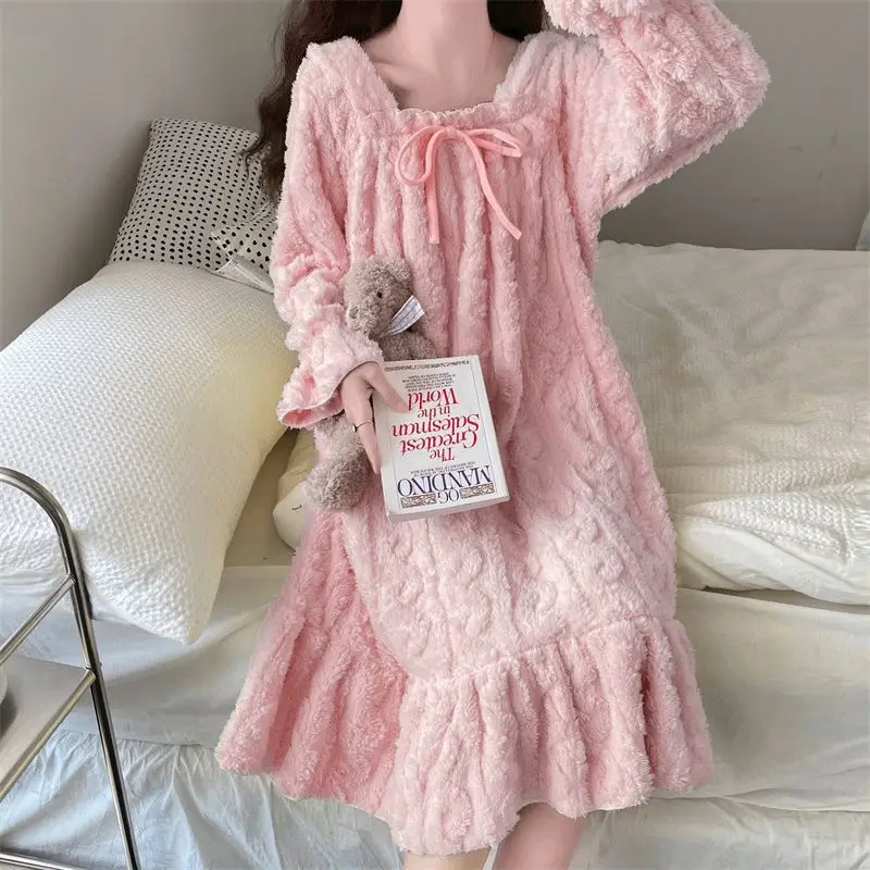 Ladies Plush Nightdress Thickened Sweet Bow Thermal Warm Comfortable Home Dress Fall Winter Long Sleeve Sleepwear