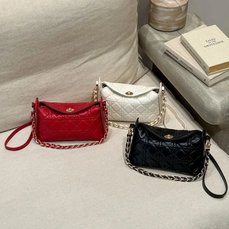 

Новая женская мини-сумка-клатч 2026 года из зернистой кожи в ретро-стиле, универсальная, для ношения в руке, на плече и через плечо