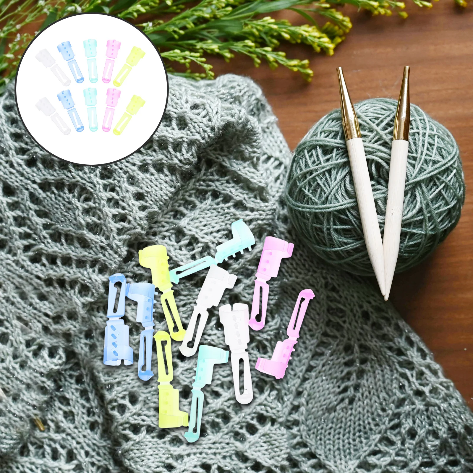 

10Pcs Crochet Tension Ring for Finger Durable Plastic Yarn Holder Easy Weaving Projects Knitting Tools Crochet Ring