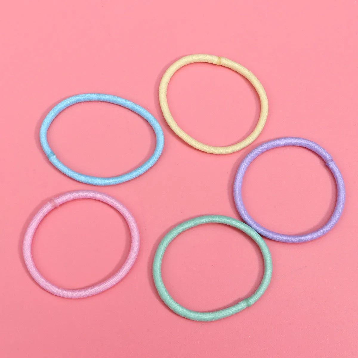 

100 шт. детских резинок для волос: мягкие эластичные резинки для детей и малышей, разноцветные держатели для хвостиков, легко сочетаются с одеждой, высокое качество